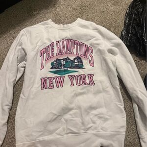 White Hamptons New York Sweatshirt